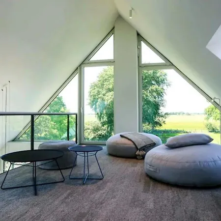 Lägenhet Lakeside Retreat In - Private Jacuzzi & Garden Oasis *